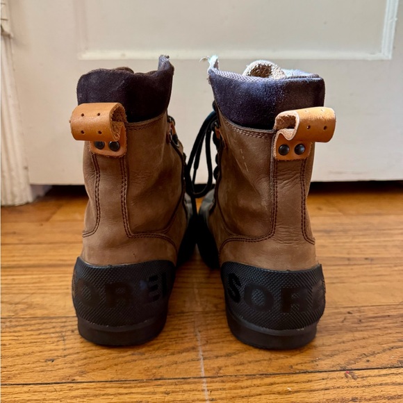 Sorel | Men\'s Brown and Black Winter Rain Duck Boots sz 9 main image 4